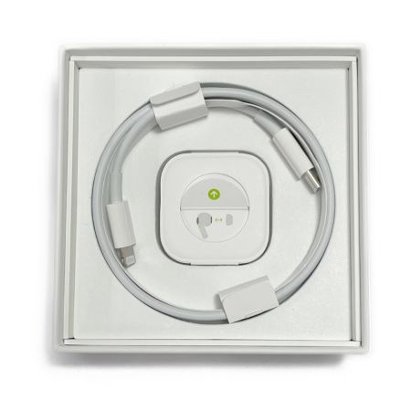  Apple アップル AirPodsPro　ワイヤレスイヤホン MLWK3J/A