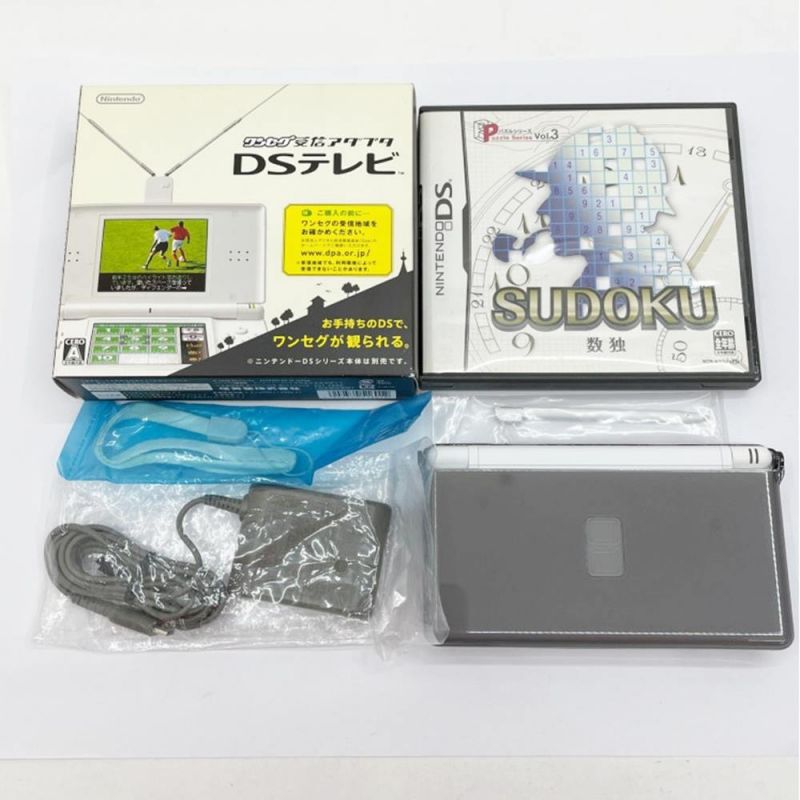 中古】 ニンテンドー DS本体 / DSソフト2個 / ワンセグ受信アダプタDS