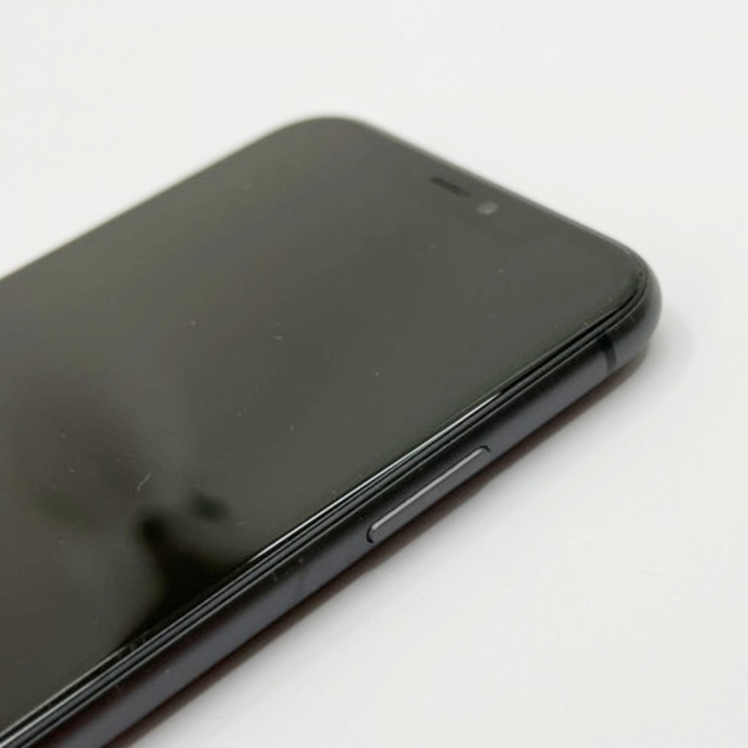 ◆◆Apple アップル iPhone11   128GB NTTドコモ 〇 本体のみ MWM02J/A ブラック バッテリー容量76％