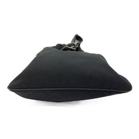  GUCCI グッチ ショルダーバッグ　角スレあり 001-4021/3444 ブラック