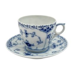 ◆◆ ROYAL COPENHAGEN ロイヤル・コペンハーゲン ティーカップ ソーサー ブルーフルーテッド 洋食器 Aランク