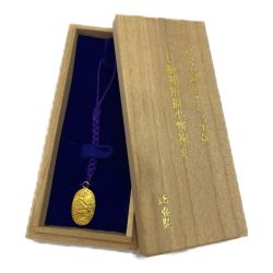 ◆◆   平成14年干支「午歳」七福神招福小判根付　ストラップ　木箱入り　18金製　4.5ｇ Bランク