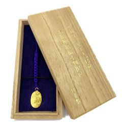 ◆◆  平成13年干支「巳歳」七福神招福小判根付　ストラップ　木箱入り　18金製　4.5ｇ  Bランク