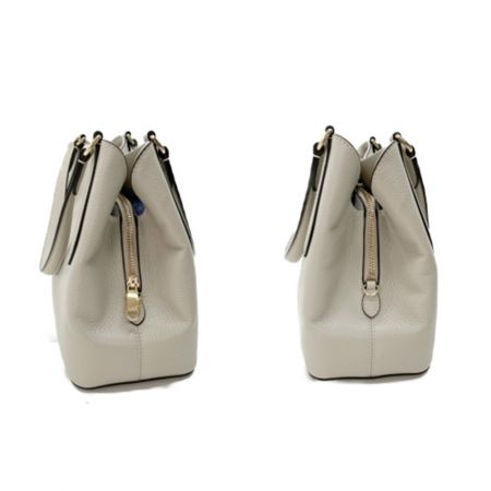  FURLA フルラ 2WAYバッグ　ハンドバッグ　ショルダーバッグ WB00507 アイボリー