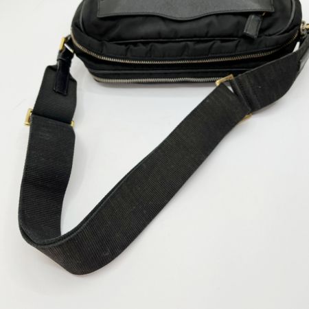  PRADA プラダ ショルダーバッグ ナイロン　ユニセックス ブラック