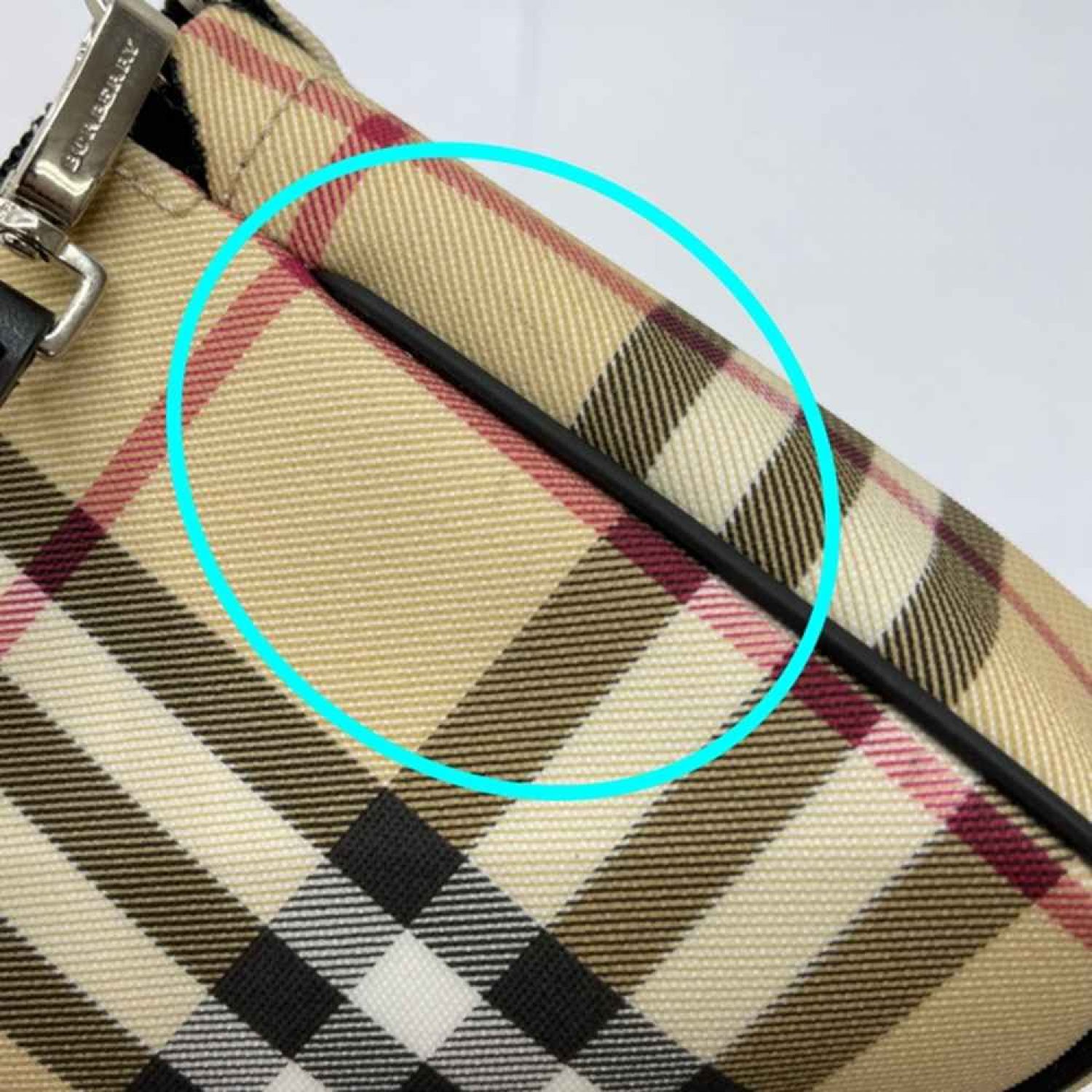 中古】 BURBERRY LONDON バーバリーロンドン ハンドポーチ PVC ノバ