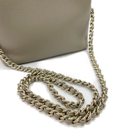  FURLA フルラ  ショルダーバッグ 　チェーンショルダーバッグ グレー