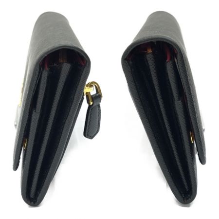  PRADA プラダ 長財布　サフィアーノ　メタルオロ　パスケース付 1MH132 ブラック x ネロ イビスコ