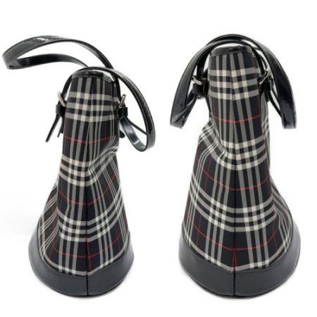  Burberrys バーバリーズ トートバッグ　　バケツ型　ブラック　チェック ブラック