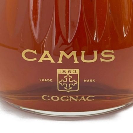 CAMUS カミュ ブランデー コニャック  バカラボトル  替栓付　内容量・度数　記載なし 未開栓