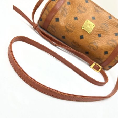  MCM エムシーエム ショルダーバッグ　筒型 キャメル