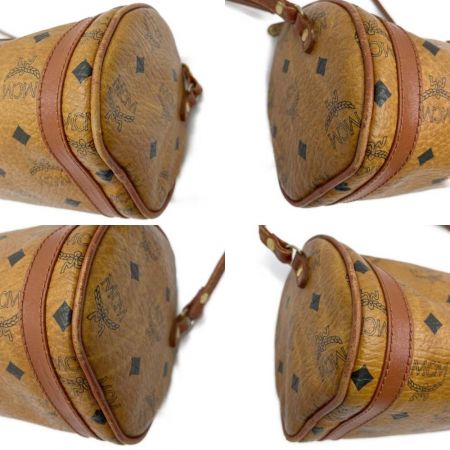  MCM エムシーエム ショルダーバッグ　筒型 キャメル