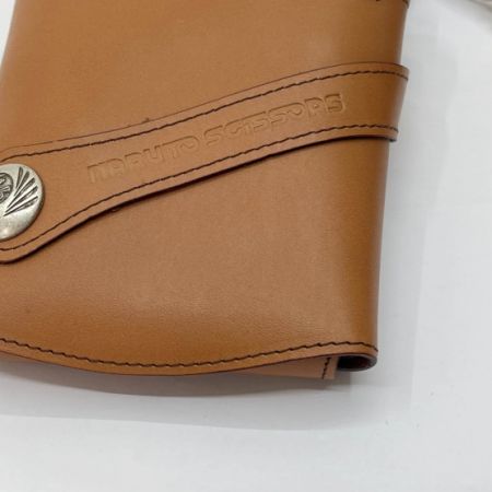  NARUTO SCISSORS レザーシザーケース　5丁用ナルト