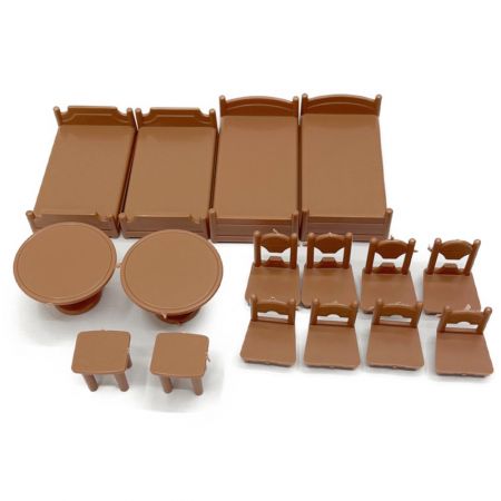   デラックス ムーミンハウス　箱付き　皿・パパのパイプ欠品