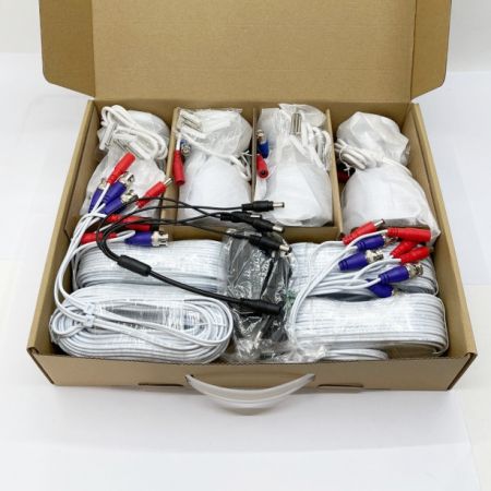  SWANN カラー暗視/点滅&警告ライト搭載カメラ　Enforcer Security System SWDVK-44680SL-JP