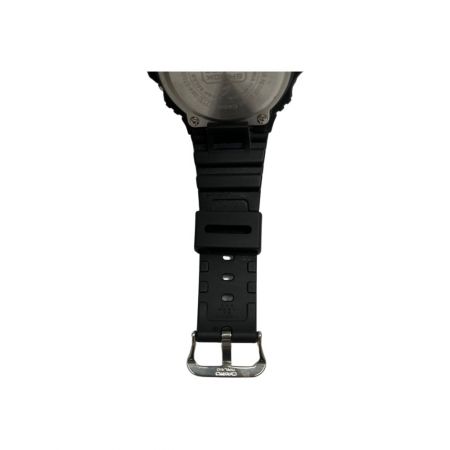  CASIO カシオ G-SHOCK　ジーショック　腕時計　ブラック×ホワイト GWX-5700CS