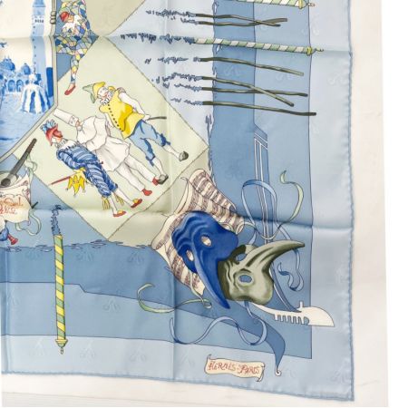  HERMES エルメス スカーフ　シルク100％　カレ　正方形　人　楽譜他 スカイブルー
