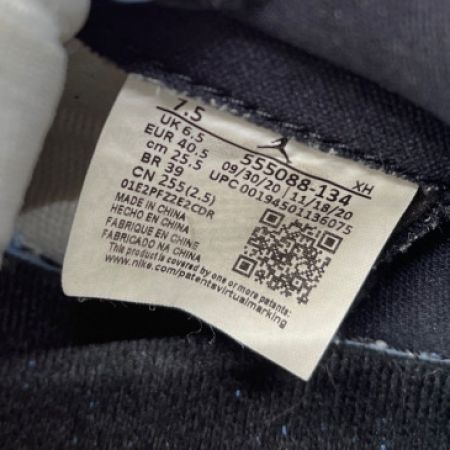  NIKE ナイキ スニーカー　エアジョーダン　AIR JORDAN 1 RETRO HIGH OG  555088-134 ホワイト×ブルー