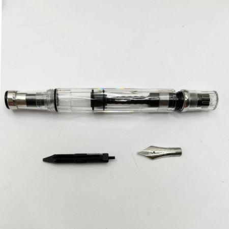  twsbi 【未使用】吸入式万年筆　ダイヤモンド580 クリア