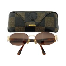 ◆◆ FENDI フェンディ サングラス 53□21 プラスチック×金属素材 FS 213 Toutoise 130 ブラウン Bランク