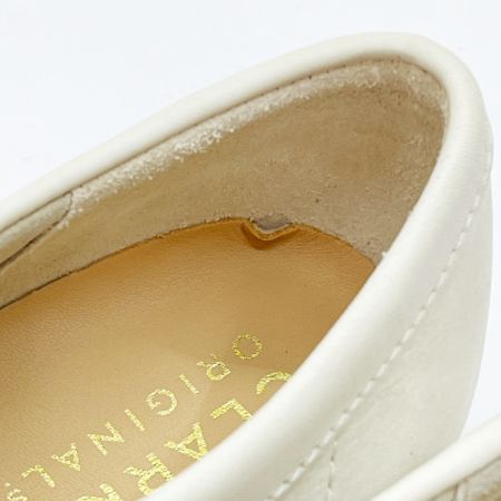  CLARKS クラークス シューズ ヌバックレザー ワラビー 24.5～25.0cm UK6.5 26166299 ホワイト