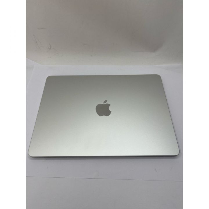 Apple MacBook Air(M2,2022)MLXY3J/A[シルバー] Apple MacBook Air シルバー ［MLXY3J/A］ SSD256GB メモリ8GB M2 13