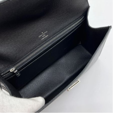  LOUIS VUITTON ルイヴィトン タイガ セレンガ アルドワーズ セカンドバッグ バッグ M30782 ブラック