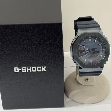  CASIO カシオ Gショック　腕時計　メタルベゼルモデル　 GM-2100N
