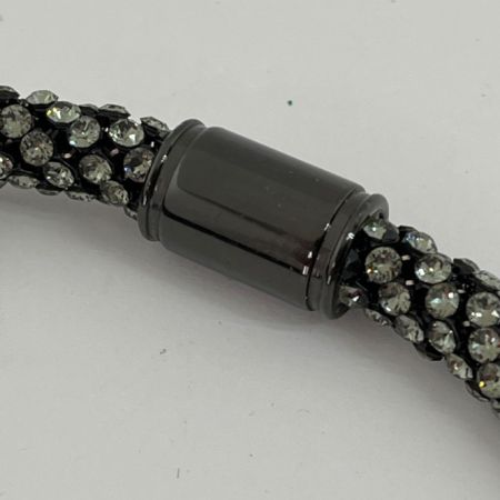  NEZCA ネヅカ　ネックレス　スワロフスキー　マグネット式