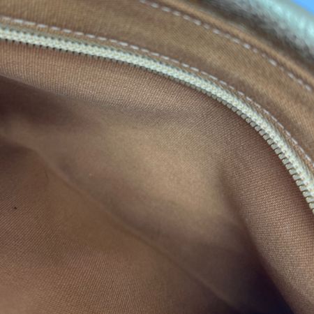  IL BISONTE イルビゾンテ クラッチバッグ ゴールド