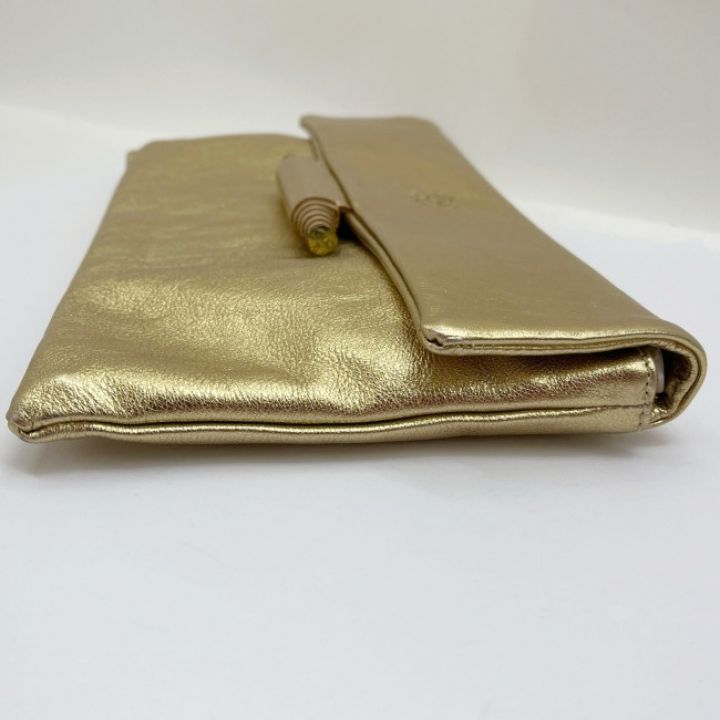 ★激レア★IL BISONTE クラッチバッグ ゴールド メタリックレザー ☆激レア☆IL BISONTE クラッチバッグ ゴールド メタリックレザー
