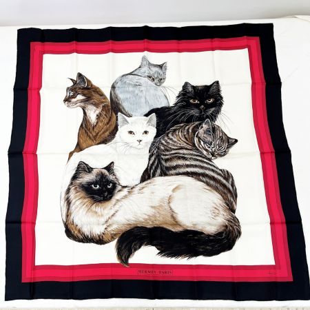  HERMES エルメス スカーフ ネコ6匹 シルク100% レッド×ブラック