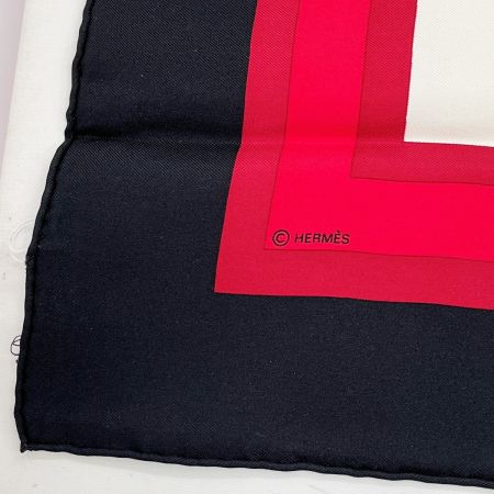  HERMES エルメス スカーフ ネコ6匹 シルク100% レッド×ブラック