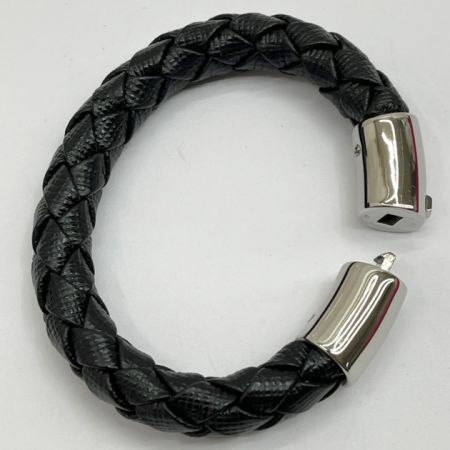  PRADA プラダ バングル ブレスレット サフィアーノカーフレザー 編み込み 84305/1IB144 ブラック