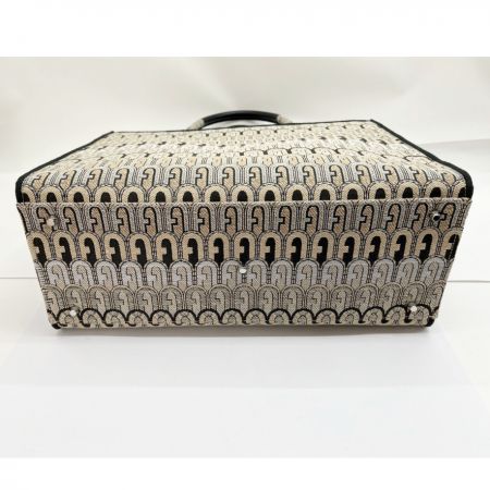  FURLA フルラ バッグ トートバッグ オポチュニティ アイボリーXブラック