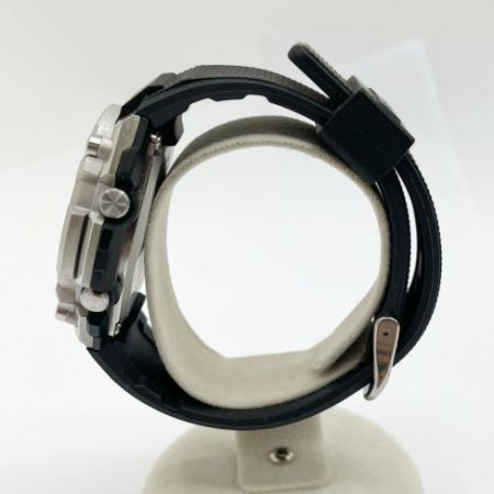  CASIO カシオ ジーショック G-SHOCK タフソーラー デジアナ GST-B600 シルバー x ブラック