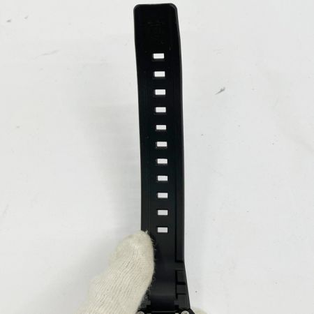  CASIO カシオ ジーショック G-SHOCK タフソーラー デジアナ GST-B600 シルバー x ブラック