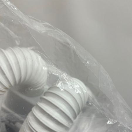  IRISOHYAMA アイリスオーヤマ ふとん乾燥機　カラリエ　ツインノズル　2021年製 FK-W1-WP