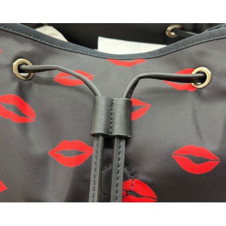 Kate Spade ケイトスペード バッグ リュック ナイロン キスマーク K5510