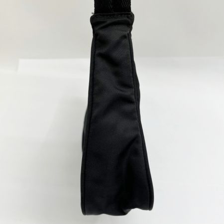  PRADA プラダ ワンハンドルポーチ ミニバッグ ナイロン 三角プレート MV515 ブラック