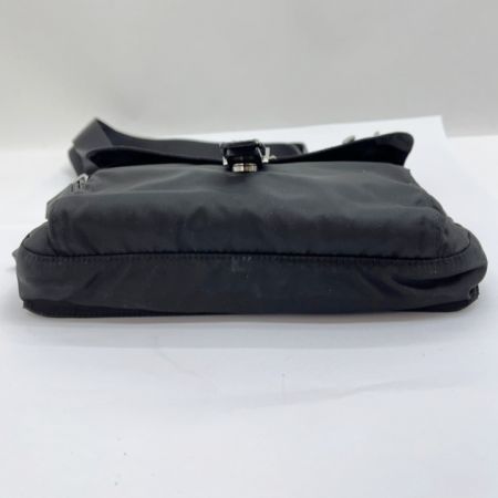  PRADA プラダ ショルダーバッグ ナイロン 三角プレート BT0521 ブラック