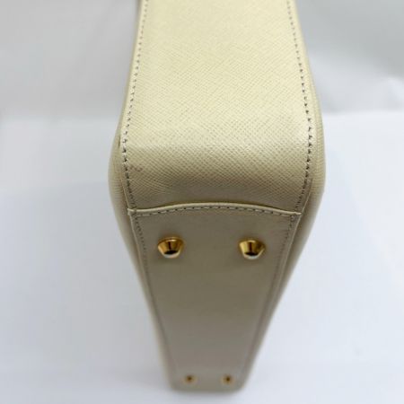  BURBERRY バーバリー ハンドバッグ ロゴプレート 中チェック ヴィンテージ 四角形 アイボリー