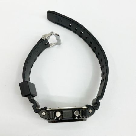  CASIO カシオ ジーショック G-SHOCK メタルカバー GM-5600B ブラック