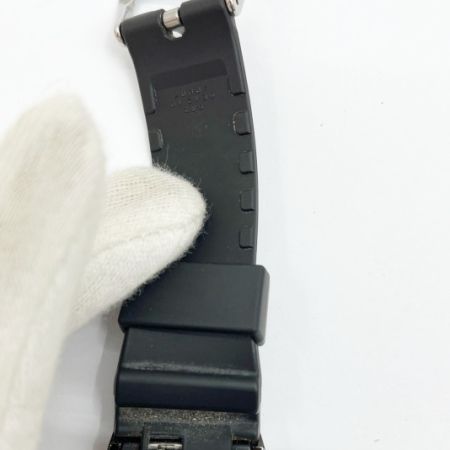  CASIO カシオ ジーショック G-SHOCK メタルカバー GM-5600B ブラック