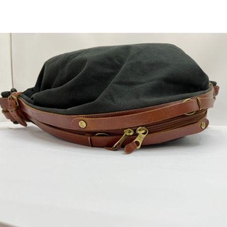  IL BISONTE イルビゾンテ ハンドバッグ キャンバス レザー 色あせ有 ブラック