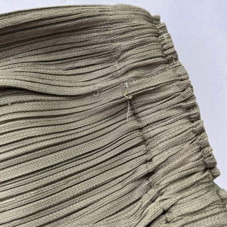  ISSEY MIYAKE イッセイミヤケ パンツ プリーツプリーズ サイズ1 PP91-JF433 オリーブ