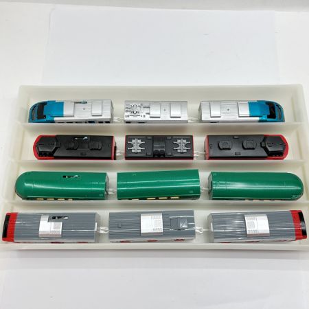  TOMY プラレール トレインケース 813系近郊電車 ゆふいんの森 485系かもめ 883系ソニック