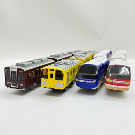  TOMY プラレール トレインケース 阪急電鉄8000系 西武鉄道2000系 他