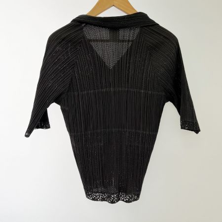  ISSEY MIYAKE イッセイミヤケ 半袖カットソー プリーツ グリーンステッチ Mサイズ IM21-F JO31 ブラック