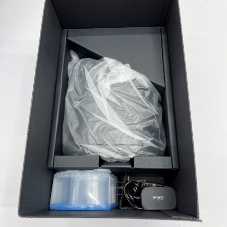  BRAUN ブラウン 電気シェーバー　シリーズ8 8563cc-V